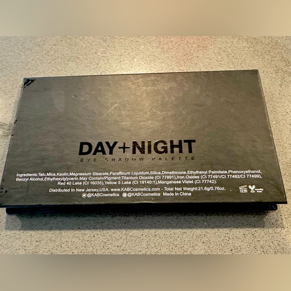 Kab cosmetics makeup palette